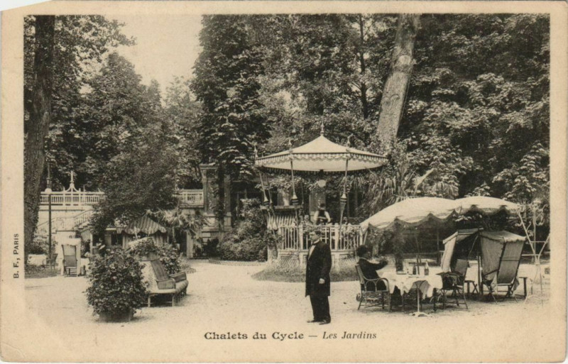Carte postale ancienne Chalets du Cycle - Les Jardins à Paris 16e