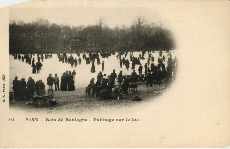 Carte postale ancienne Bois de Boulogne - Patinage sur le Lac à Paris