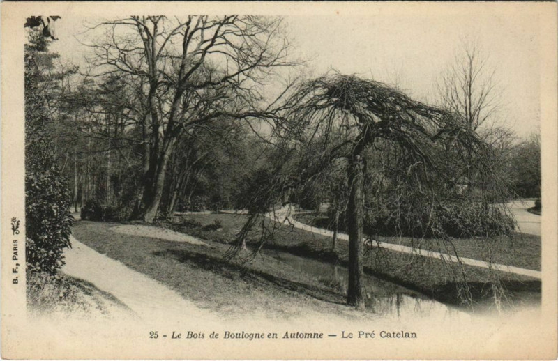 Carte postale ancienne Le Bois de Boulogne en Automne - Le Pré Catelan à Paris 16e