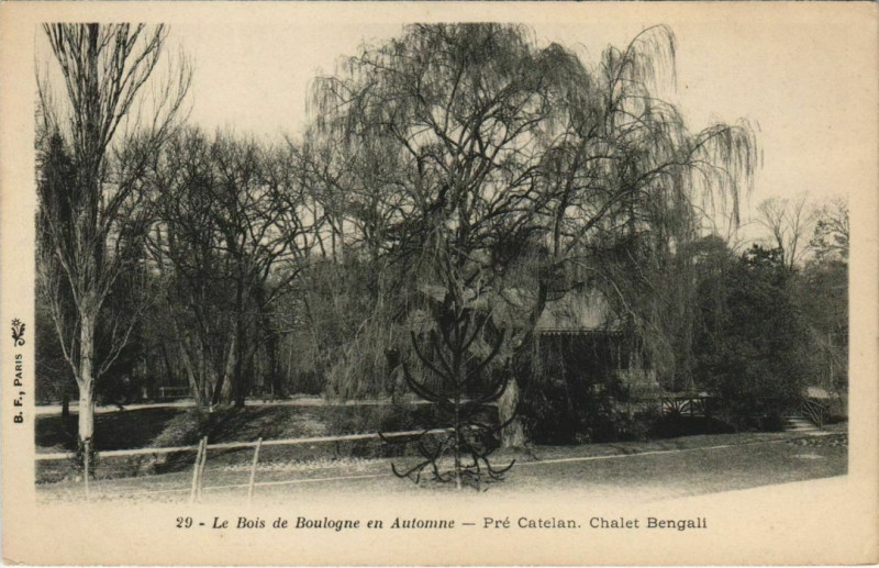 Carte postale ancienne Le Bois de Boulogne en Automne - Pré Catelan - Chalet Bengali à Paris 16e