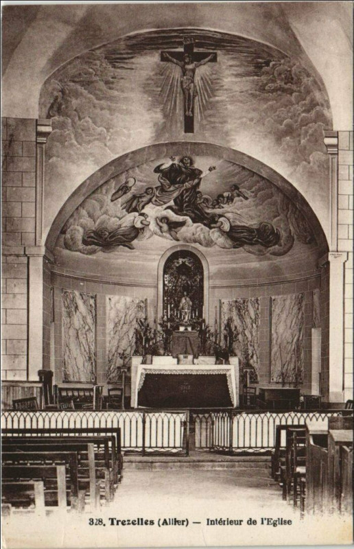 Carte postale ancienne Trezelles Interieur de l'Eglise