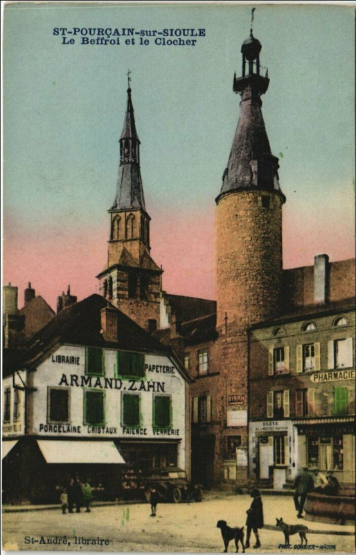 Carte postale ancienne Saint-Pourcain-sur-Sioule Le Beffroi et le Clocher