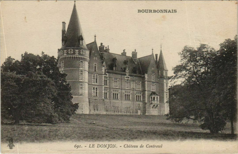 Carte postale ancienne Le Donjon Chateau de Contresol au Donjon