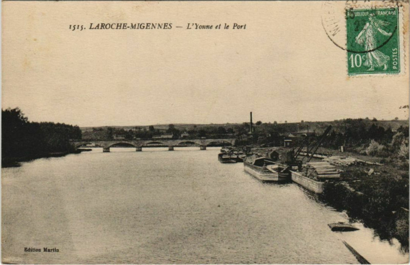 Carte postale ancienne Laroche-Migennes L'Yonne et le Port France à Migennes