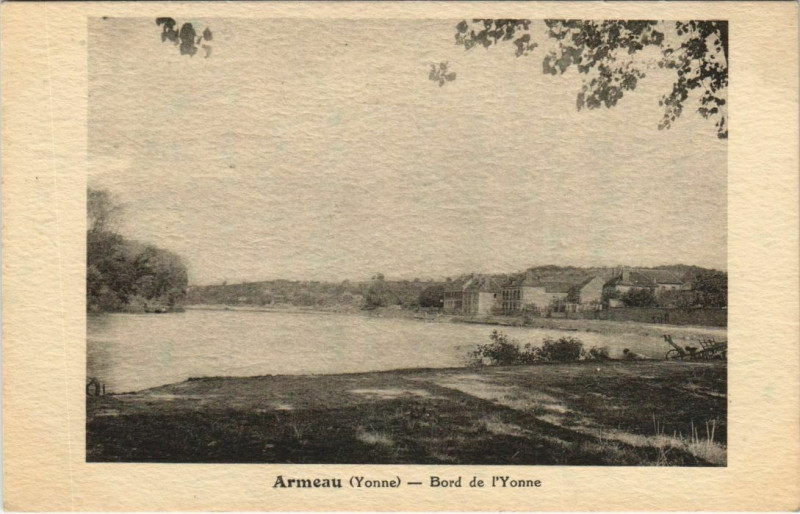 Carte postale ancienne Armeau Bords de l'Yonne France à Armeau