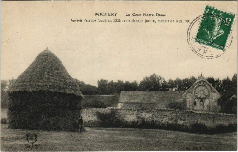 Carte postale ancienne Michery La Cour Notre-Dame France à Michery