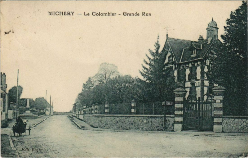 Carte postale ancienne Michery Le Colombier, Grande Rue France à Michery