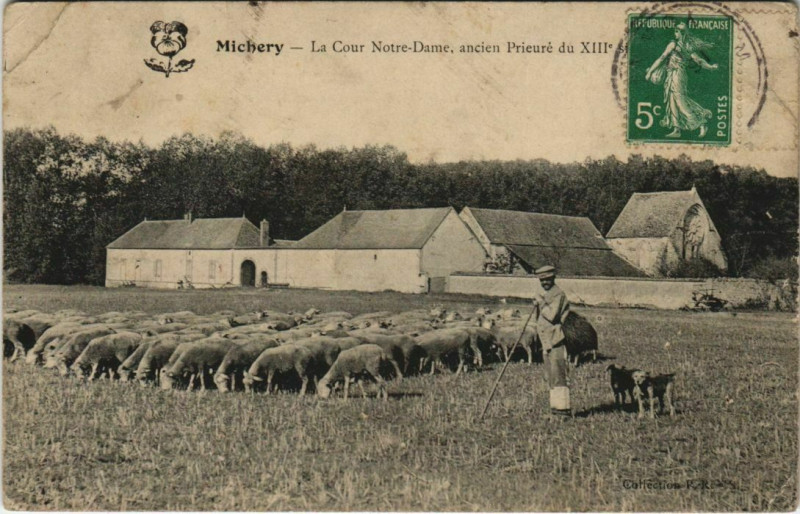 Carte postale ancienne Michery La Cour Notre-Dame France à Michery