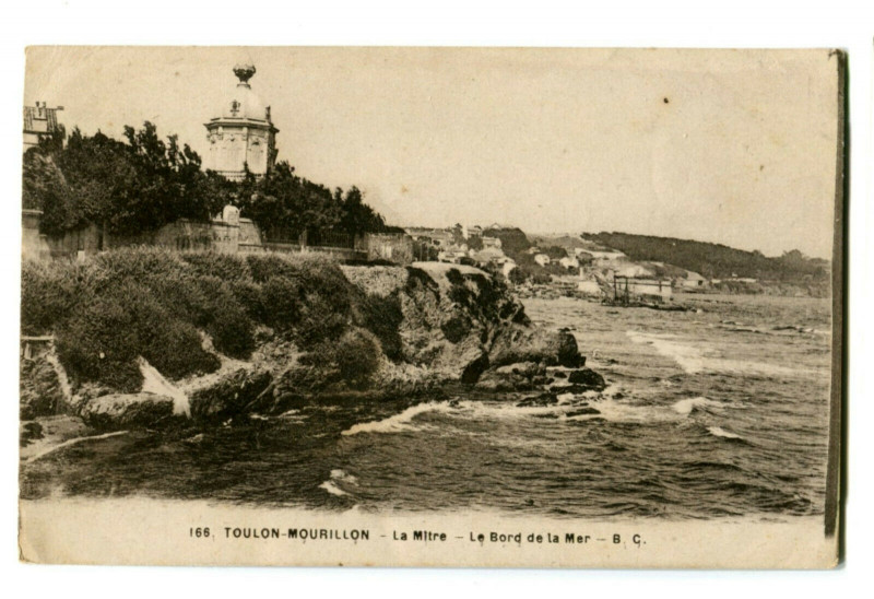 Carte postale ancienne Var Toulon-Mourillon La Mitre Le bord de la Mer à Toulon