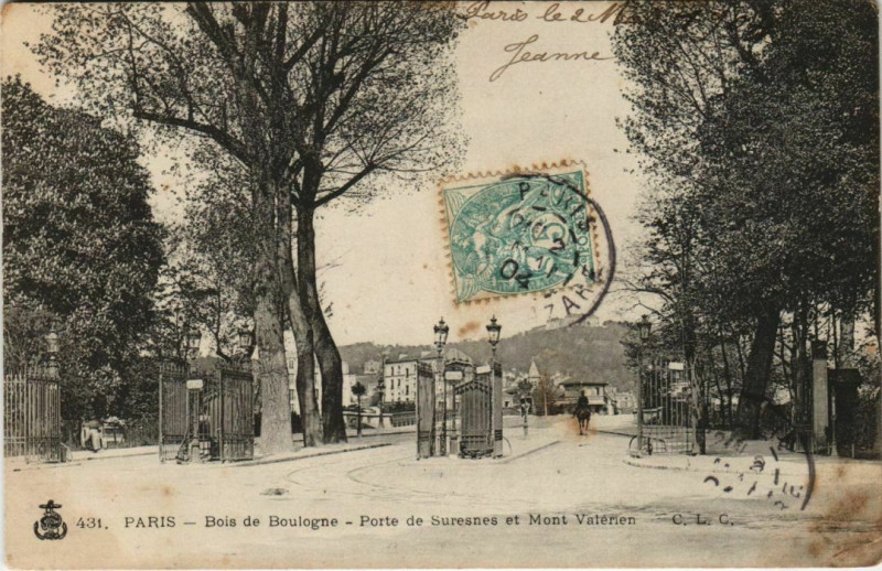 Carte postale ancienne Bois de Boulogne - Porte de Suresnes et Mont-Valérien à Paris 16e
