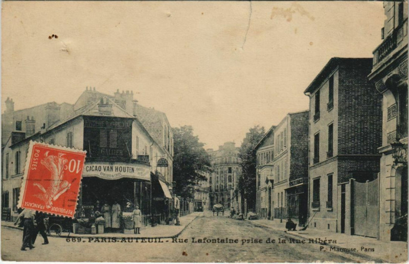 Carte postale ancienne Auteuil - Rue Lafontaine prise de la Rue Ribéra à Paris 16e