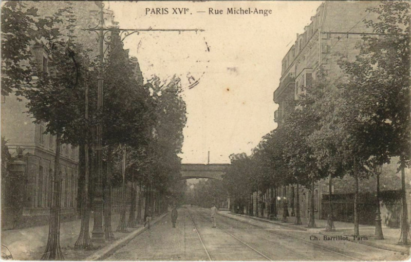 Carte postale ancienne Rue Michel-Ange à Paris 16e