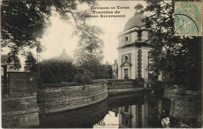 Carte postale ancienne Voves Environs - Tourelles du Chateau Reverseaux