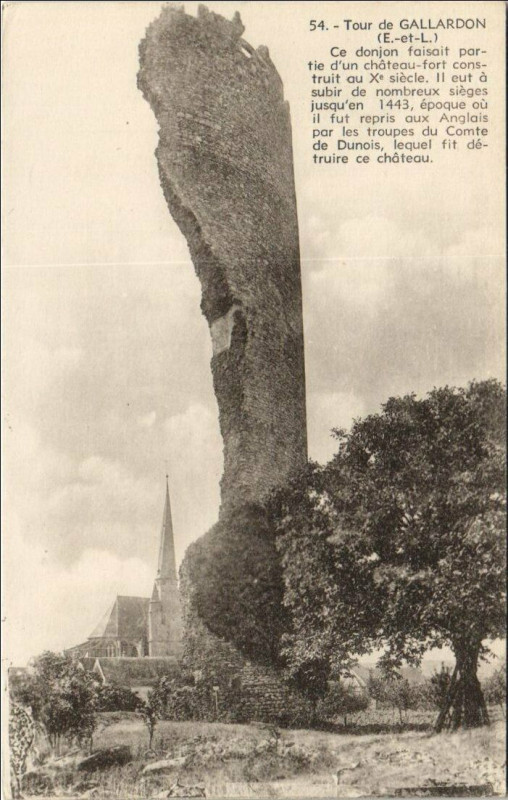 Carte postale ancienne Gallardon Tour de Gallardon à Gallardon