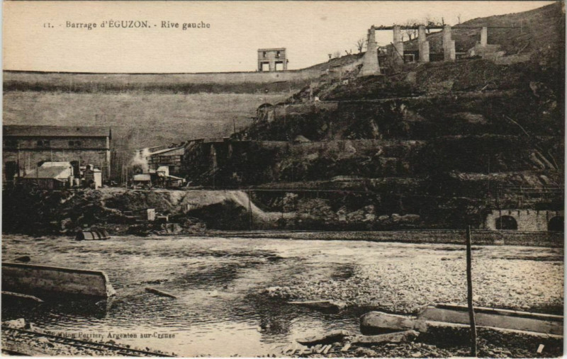 Carte postale ancienne Barrage d'Eguzon Rive gauche France