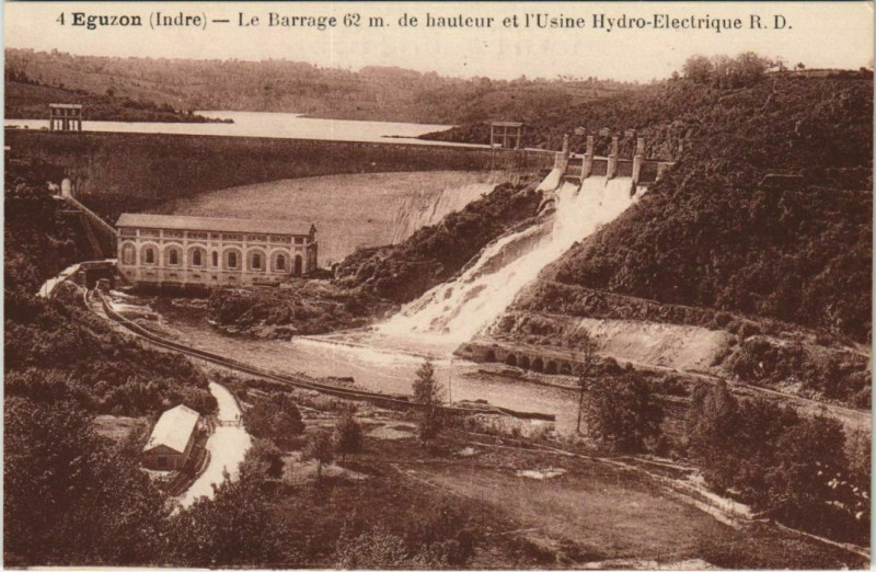 Carte postale ancienne Eguzon Le Barrage France
