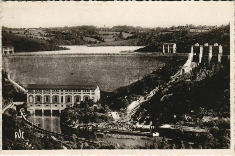 Carte postale ancienne Barrage d'Eguzon L'Usine France