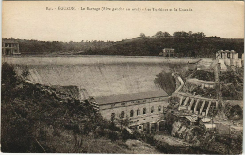 Carte postale ancienne Eguzon Le Barrage France
