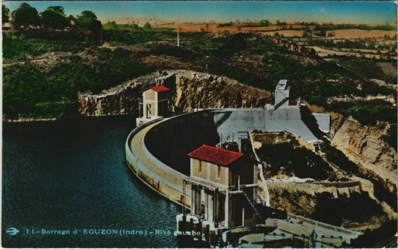 Carte postale ancienne Barrage d'Eguzon Rive gauche France