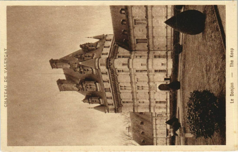 Carte postale ancienne Le Donjon The Keep France