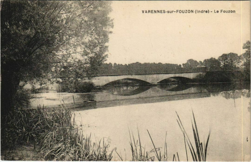 Carte postale ancienne Varennes s Fouzon Le Fouzon France