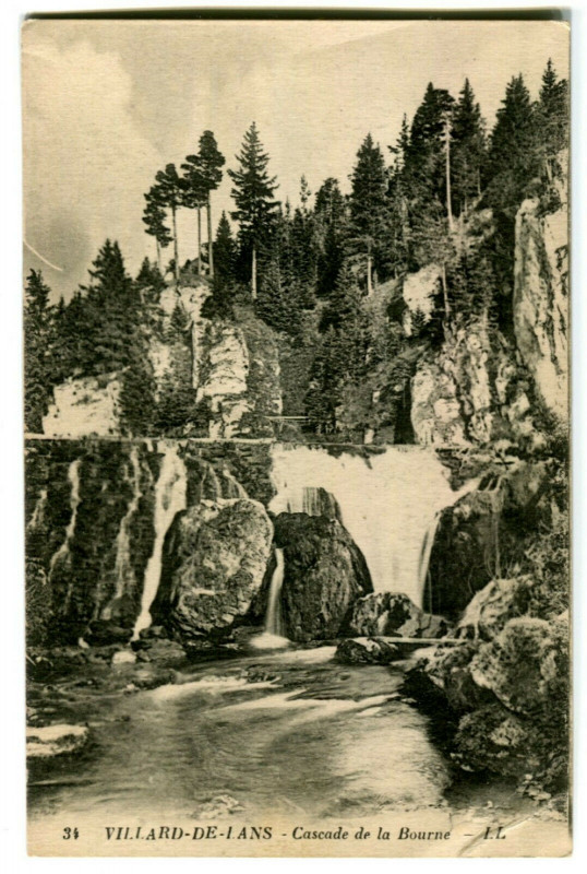 Carte postale ancienne Isère Villard-de-Lans Cascade de la Bourne à Villard-de-Lans