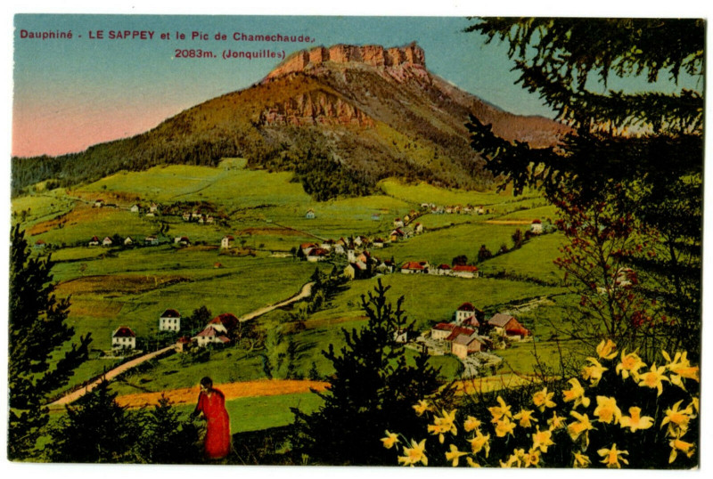Carte postale ancienne Isère Le Sappey et le Pic de Chamechaude animé