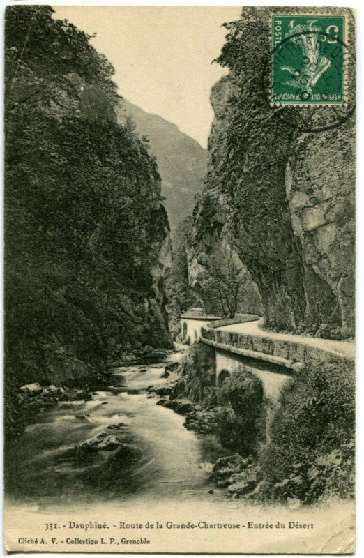 Carte postale ancienne Isère Route de la Grande Chartreuse Entrée du Désert