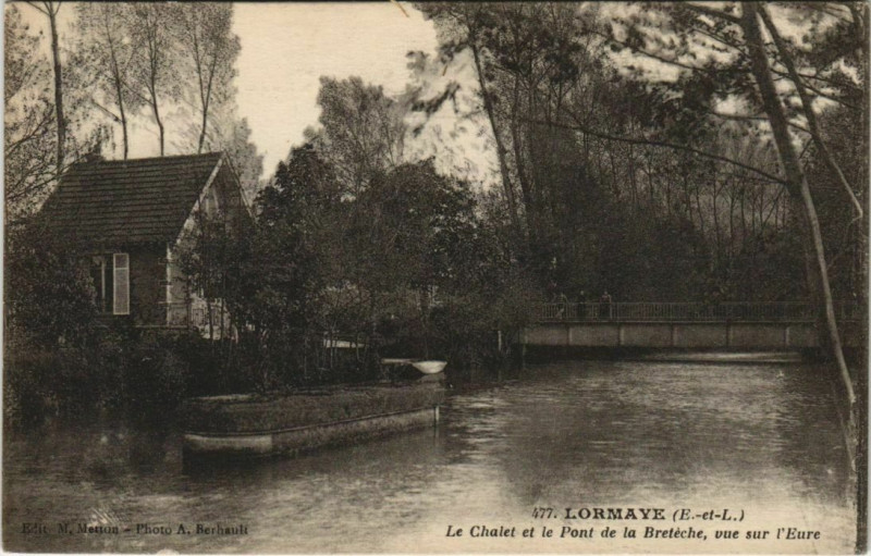 Carte postale ancienne Lormaye Le Chalet et le Pont France à Lormaye
