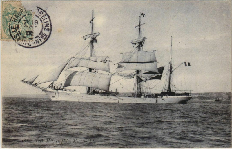 Carte postale ancienne Trois-Mats en Pleine Mer - Sailing Vessel Ships