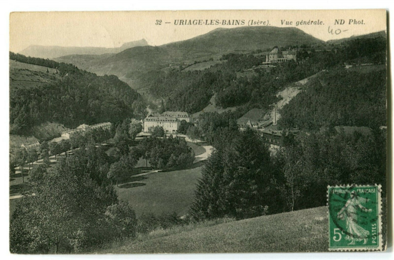 Carte postale ancienne Isère Uriage-les-Bains Vue générale