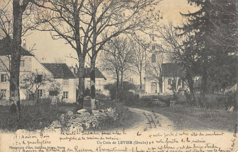 Carte postale ancienne Un Coin De Levier à Levier