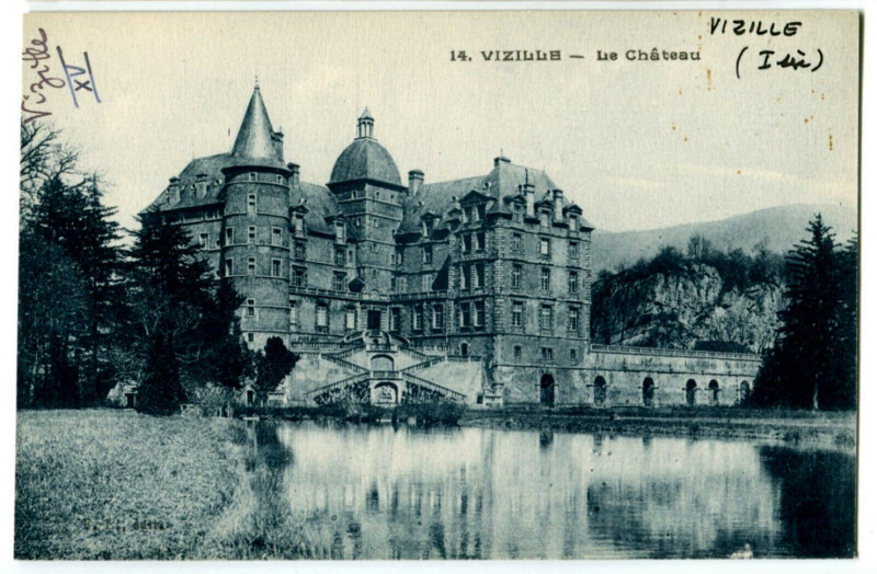 Carte postale ancienne Isère Vizille Le Château à Vizille