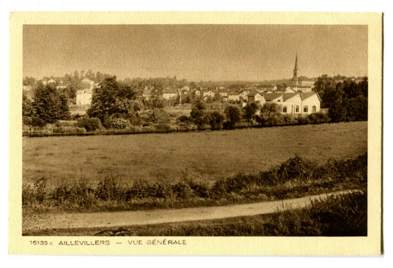 Carte postale ancienne Haute-Saône Aillevillers Vue générale