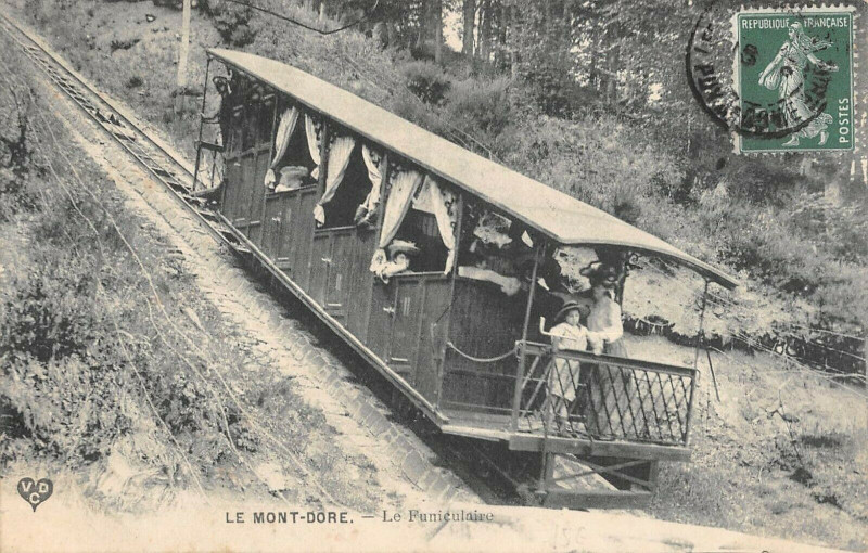 Carte postale ancienne Le Mont Dore Le Funiculaire à Mont-Dore