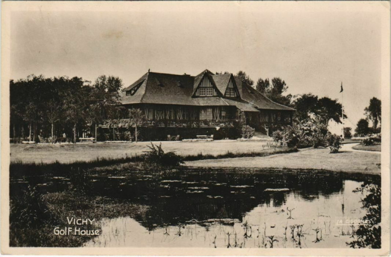Carte postale ancienne Vichy Golf House à Vichy