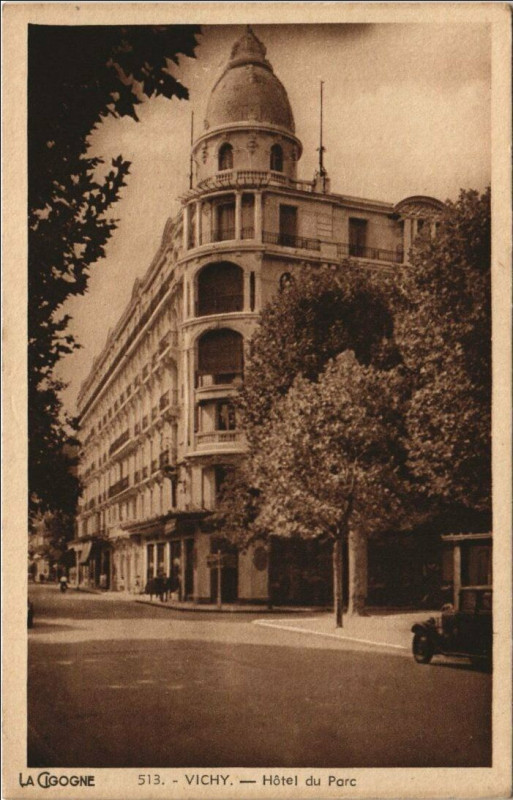 Carte postale ancienne Vichy Hotel du Parc à Vichy
