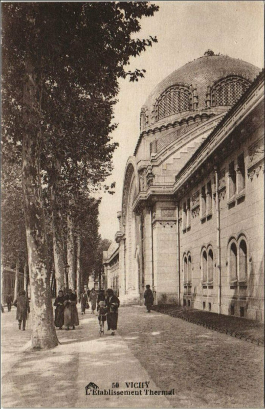 Carte postale ancienne Vichy Etablissement Thermal à Vichy