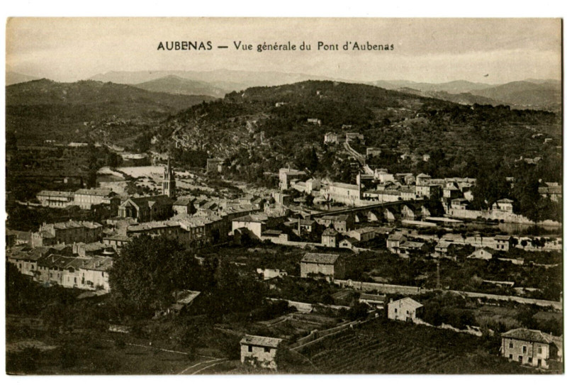 Carte postale ancienne Ardèche Aubenas Vue générale du Pont d'Aubenas à Aubenas
