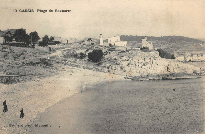 Carte postale ancienne Cassis Plage Du Bestouan à Cassis