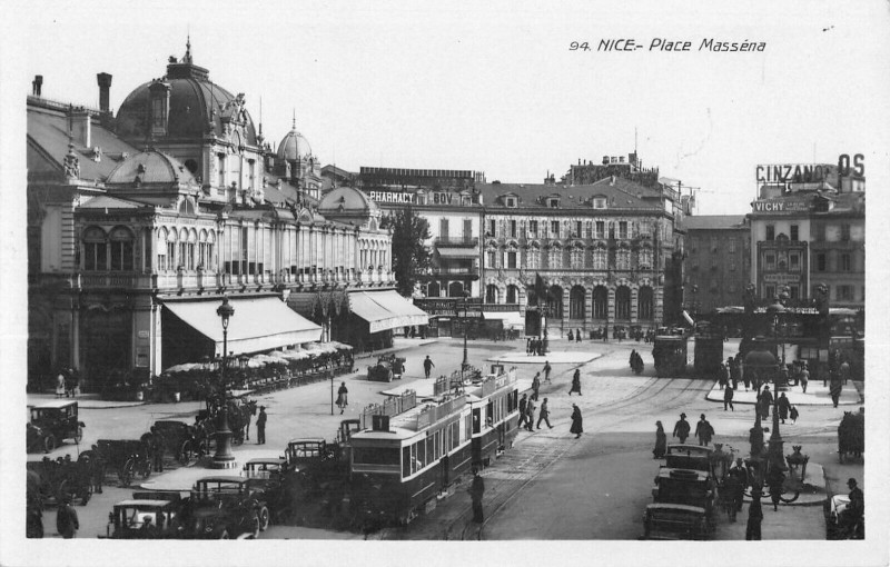 Carte postale ancienne Nice Place Massena à Nice