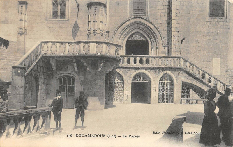 Carte postale ancienne Rocamadour Le Parvis à Rocamadour