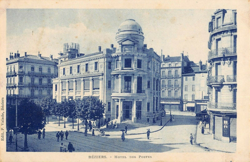Carte postale ancienne Beziers Hotel Des Postes