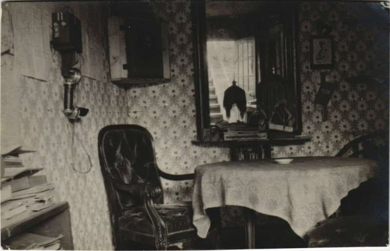 Carte postale ancienne Maison - Interieur