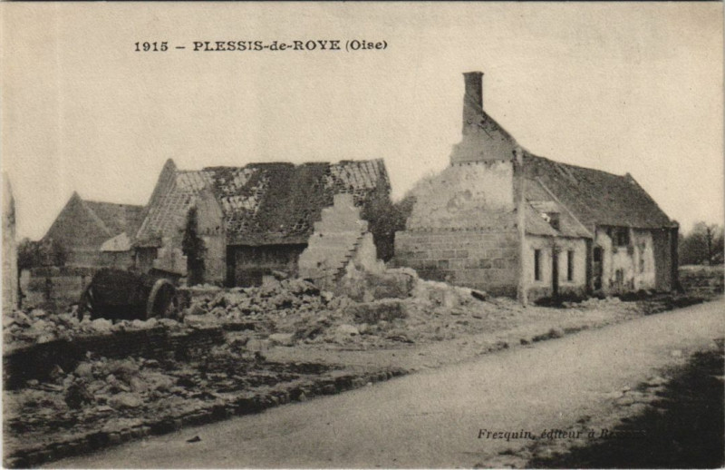 Carte postale ancienne Plessis-de-Roye Rue - Street Scene - Ruines à Plessis-de-Roye