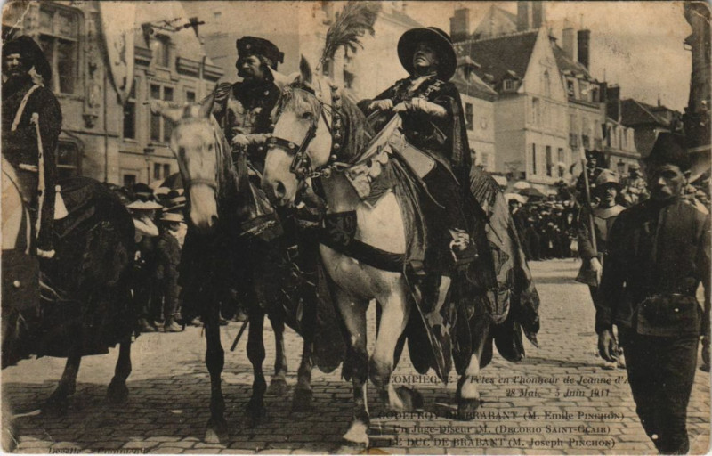 Carte postale ancienne Compiegne Fetes en l'Honneur de Jeanne d'Arc