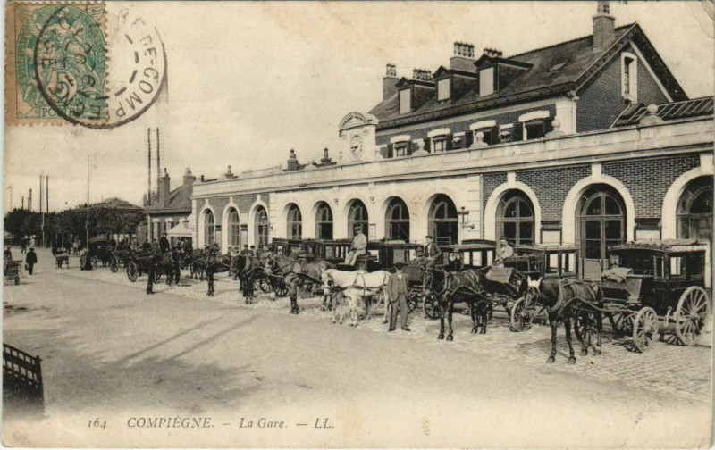 Carte postale ancienne Compiegne La Gare