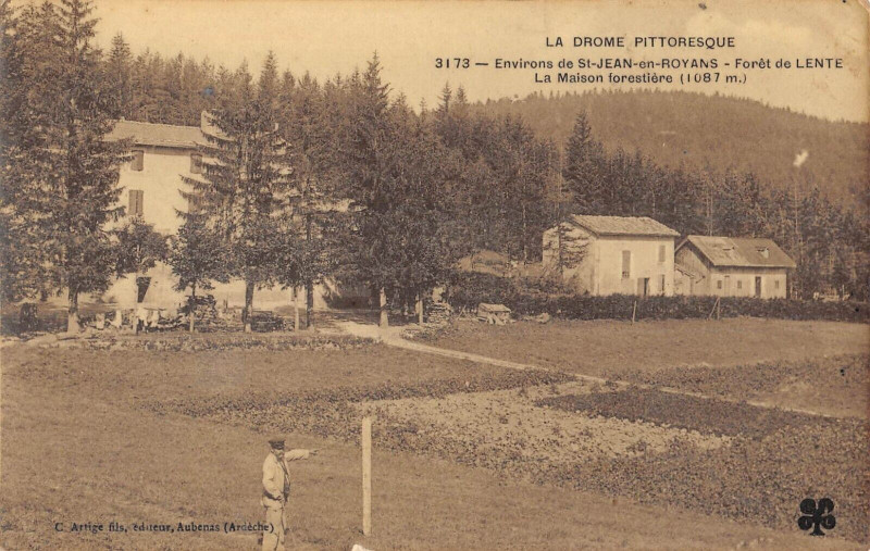 Carte postale ancienne Foret De La Lente La Maison Forestiere