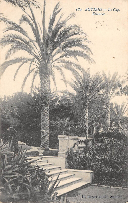 Carte postale ancienne Antibes Le Cap Eleinroc à Antibes