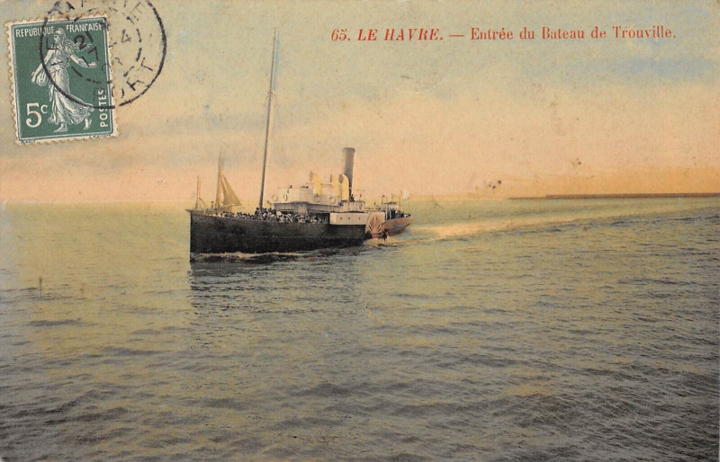 Carte postale ancienne Le Havre Entree Du Bateau De Trouville au Havre